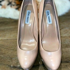 Steve Madden Platform Pumps